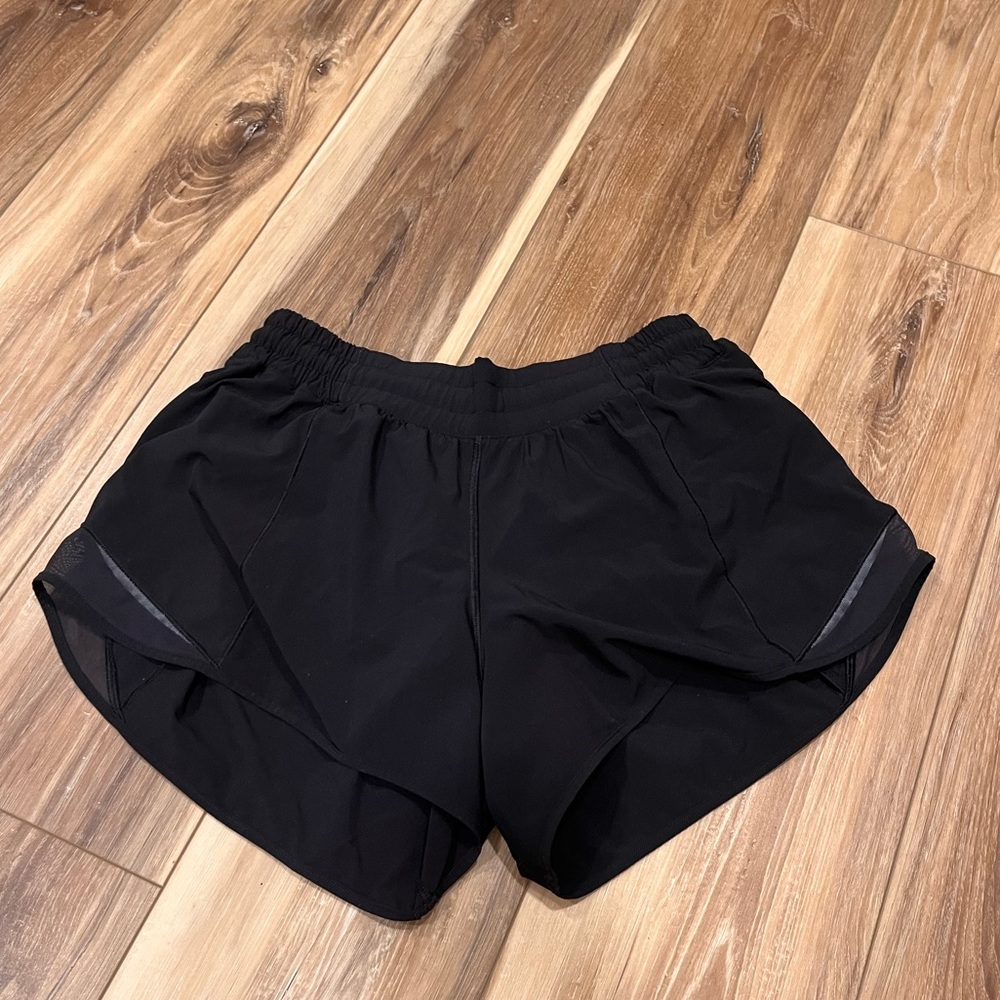 lulu hotty hot black shorts